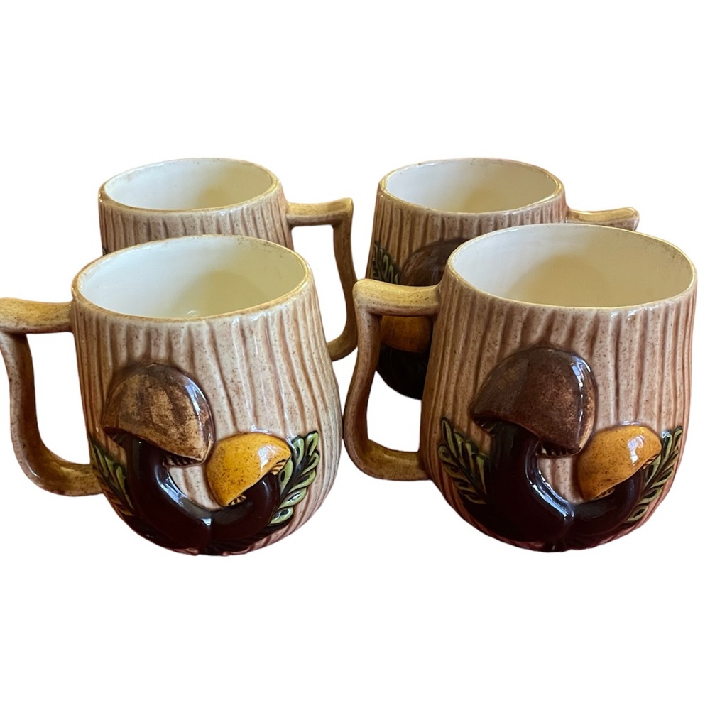 Vintage Arnel’s Ceramic Mugs (Set of 4)